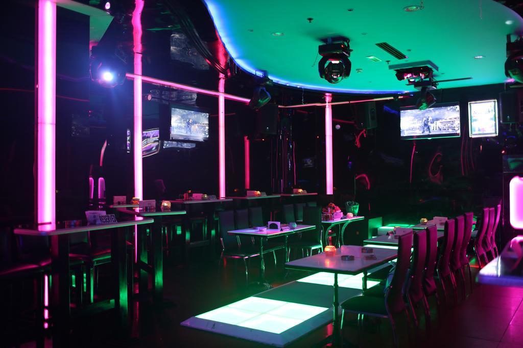 Broadway Hotel Dubai Luaran gambar