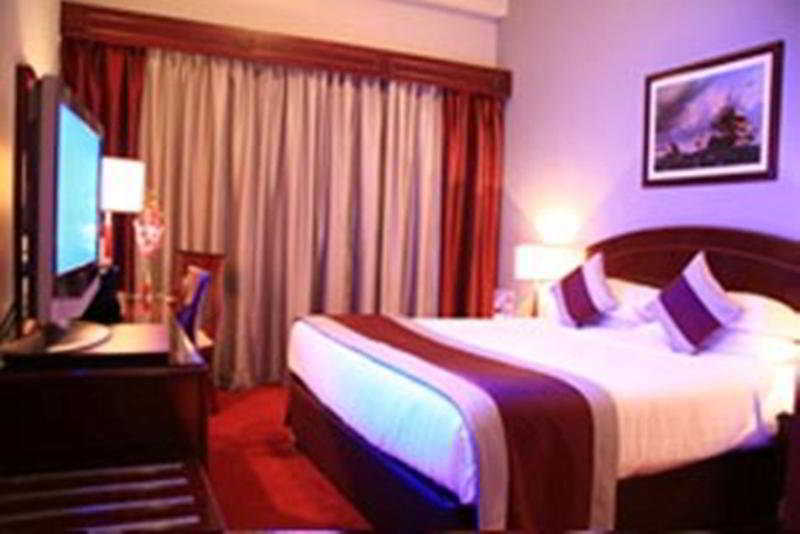 Broadway Hotel Dubai Luaran gambar