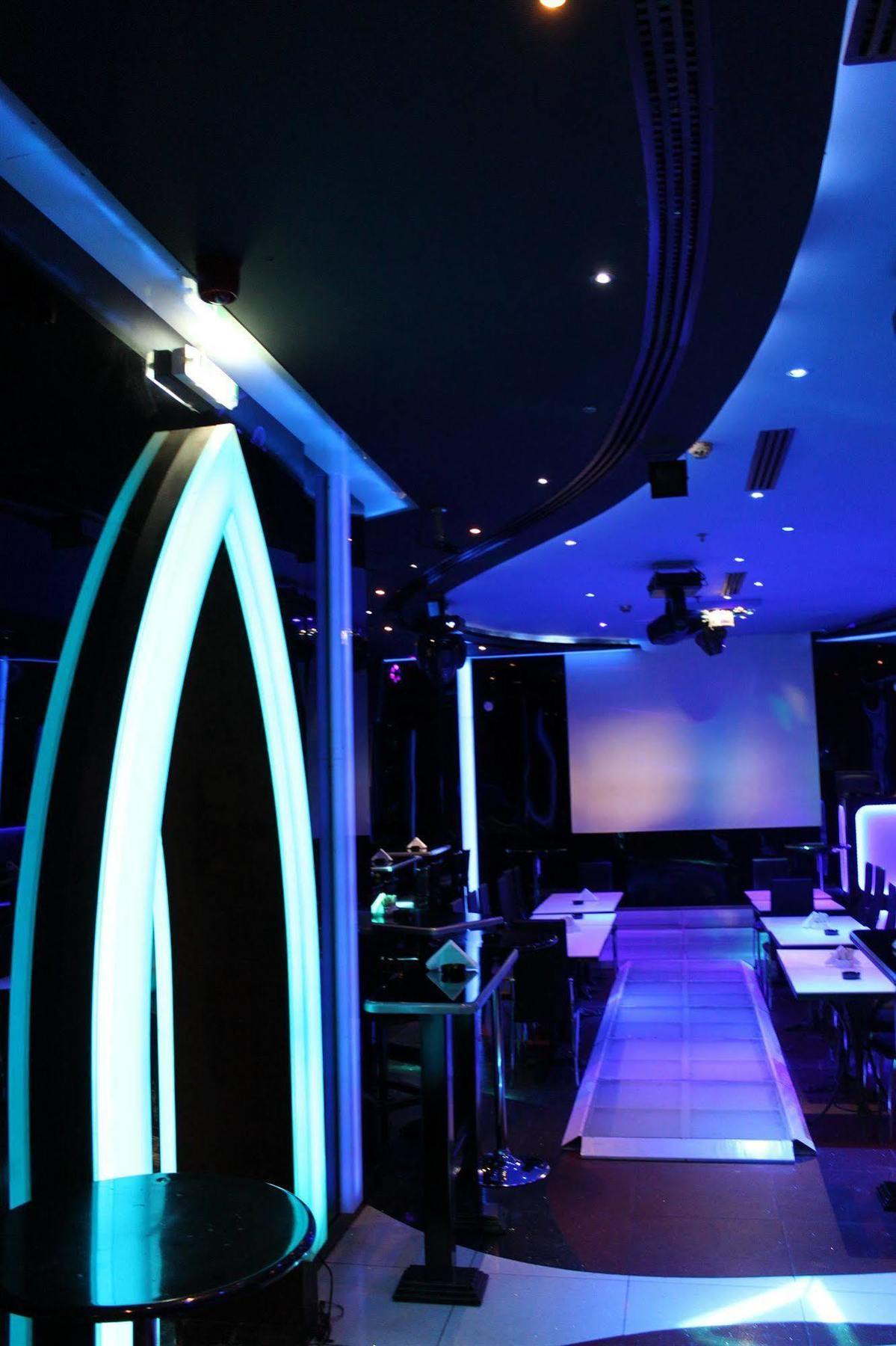 Broadway Hotel Dubai Luaran gambar